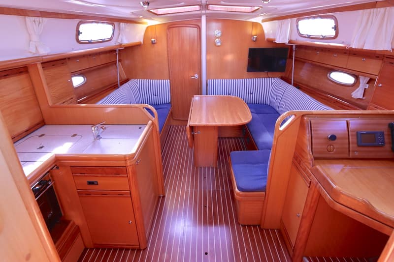 Bavaria 37-2 C foto 2