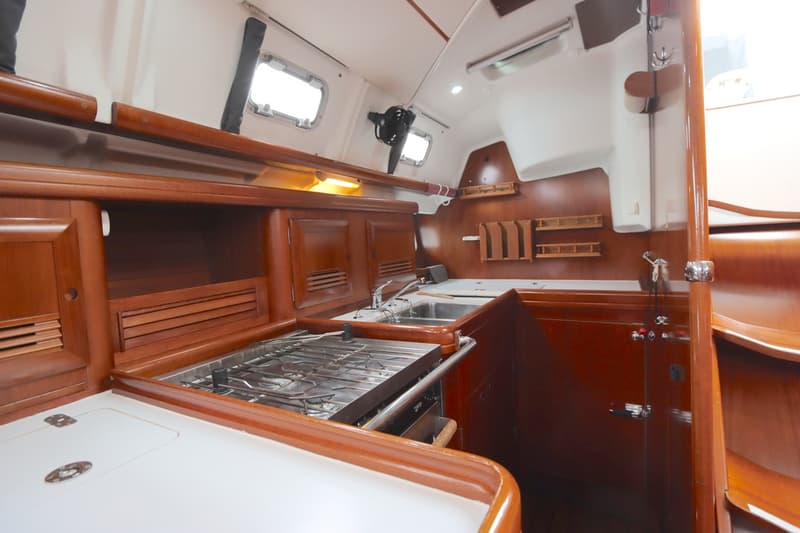 Beneteau Oceanis 423 Clipper foto 23