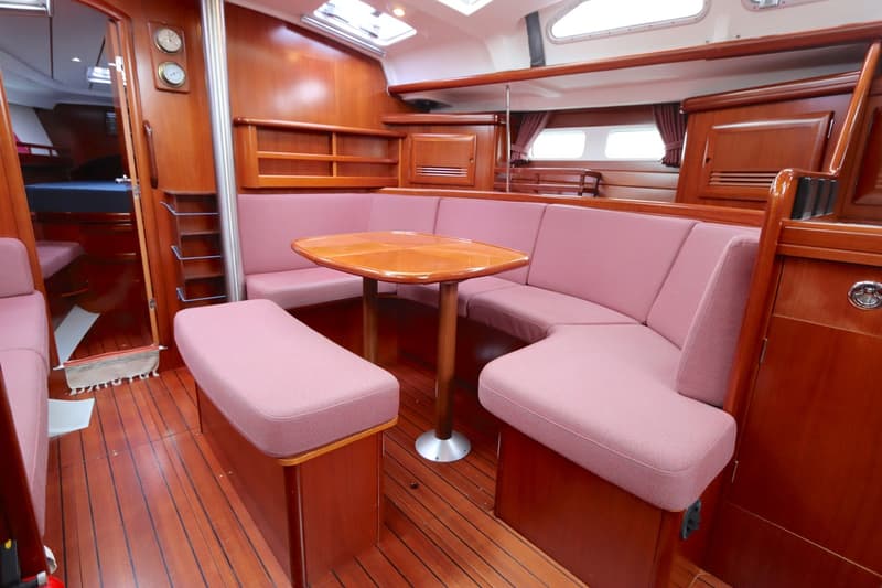 Beneteau Oceanis 423 Clipper foto 6