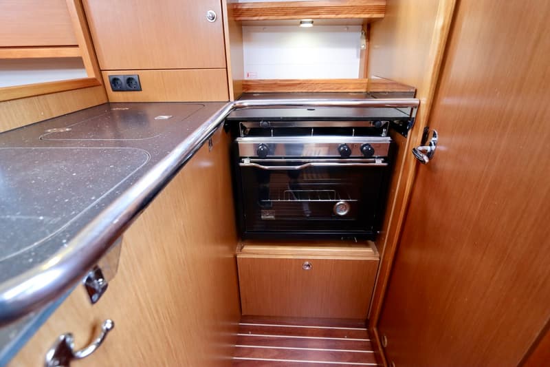 Bavaria 32 Cruiser foto 11
