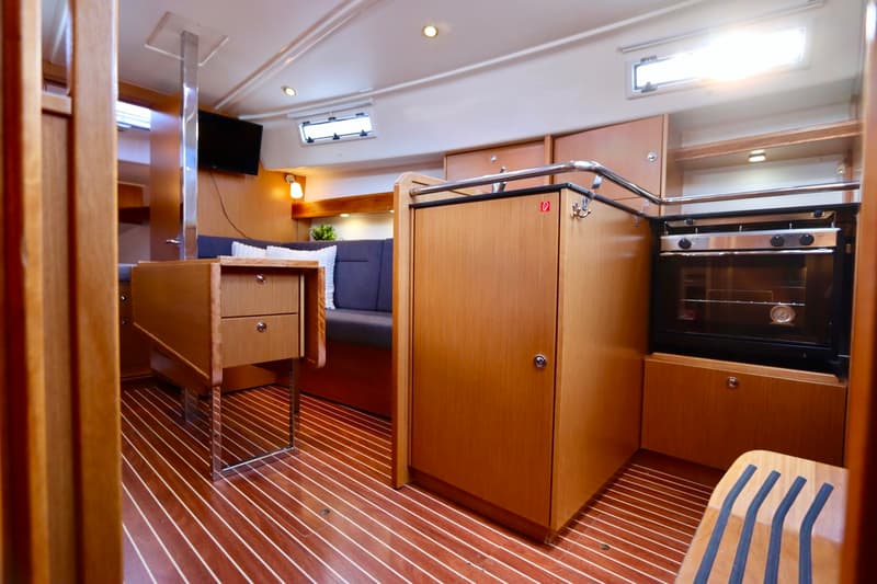 Bavaria 32 Cruiser foto 10