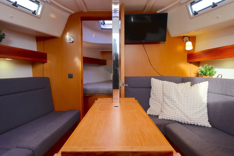 Bavaria 32 Cruiser foto 4