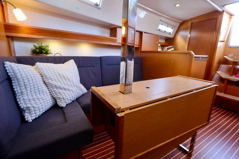 Bavaria 32 Cruiser foto 6