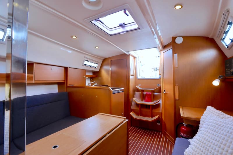 Bavaria 32 Cruiser foto 14