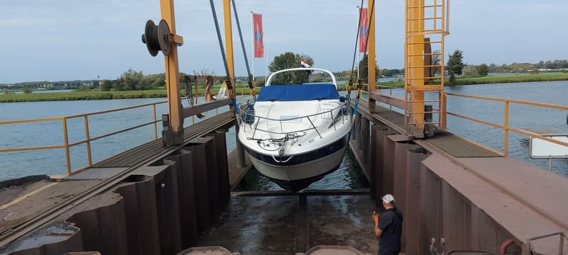 Bayliner 305 foto 39