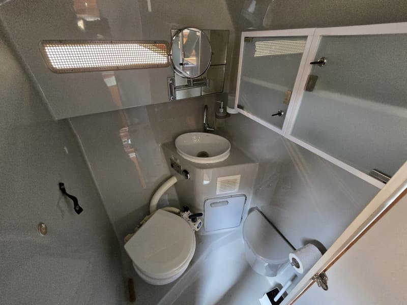 Sea Ray 220DA foto 12