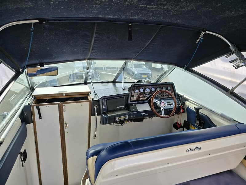 Sea Ray 220DA foto 6