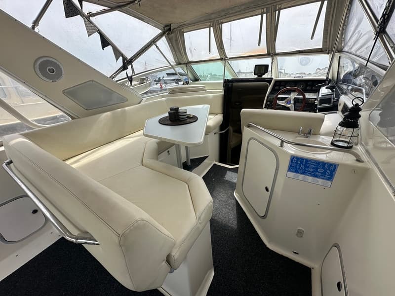 Bayliner 3055 Sunbridge foto 6
