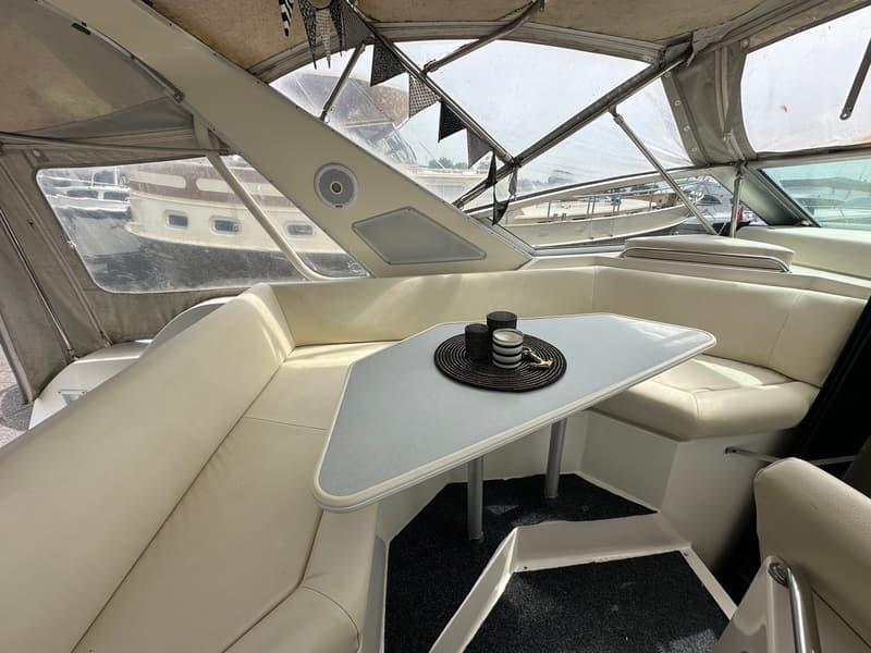 Bayliner 3055 Sunbridge foto 7