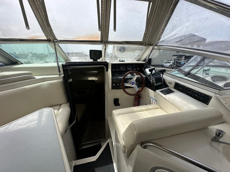 Bayliner 3055 Sunbridge foto 10