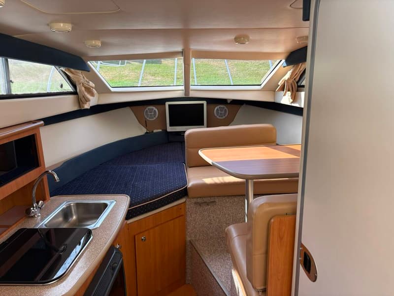 Bayliner 246 Discovery foto 10
