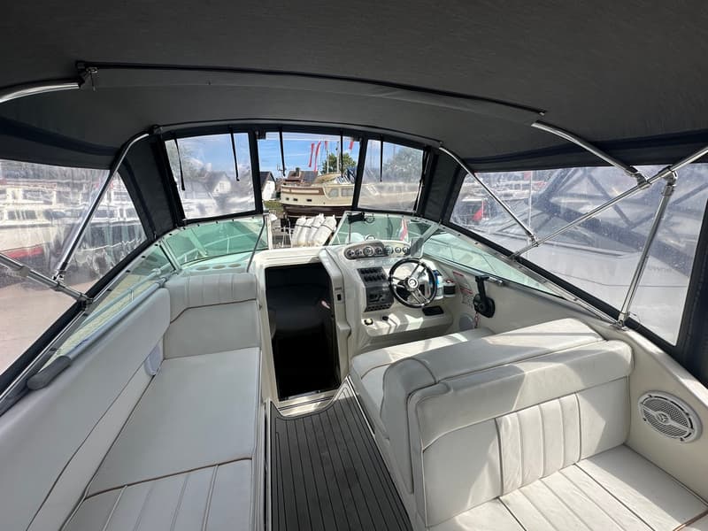 Sea Ray 250 Sundancer foto 3