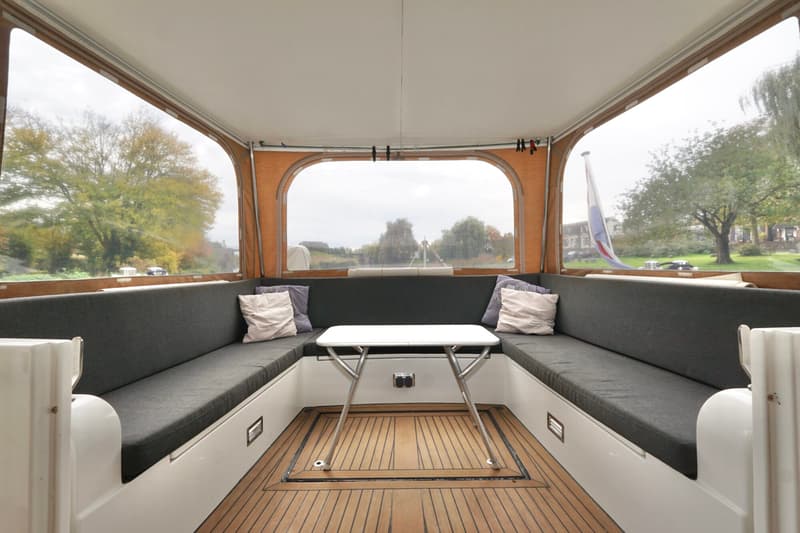 Serious Yachts Serious Yachts Gently Low Bridge 45 Sedan foto 42