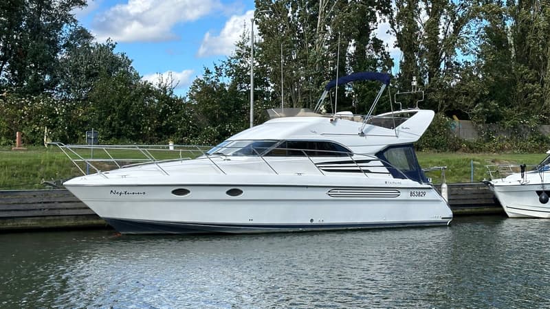 Fairline Fairline Phantom 40 Flybridge foto 3