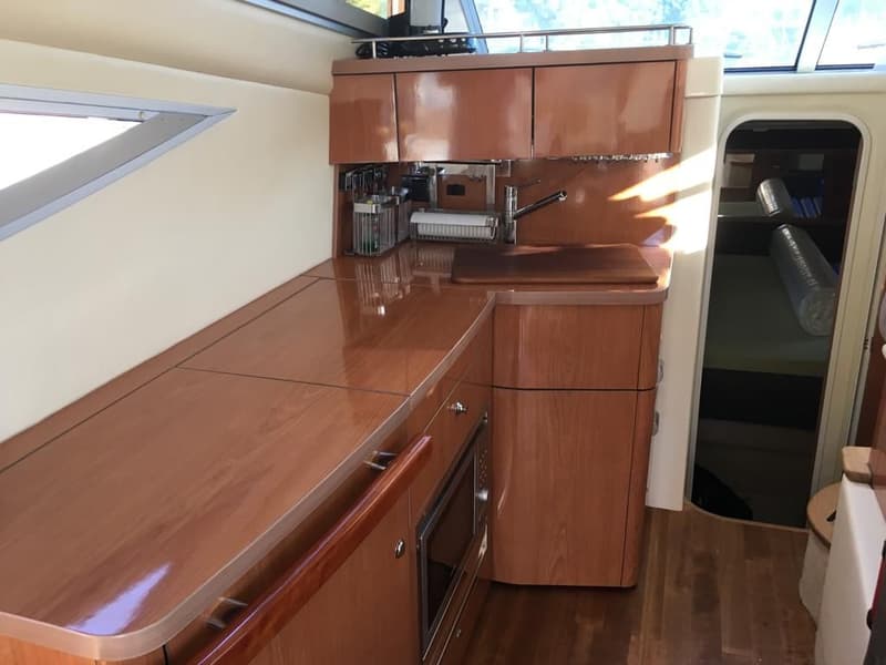 Sealine Sealine F34 Flybridge foto 2