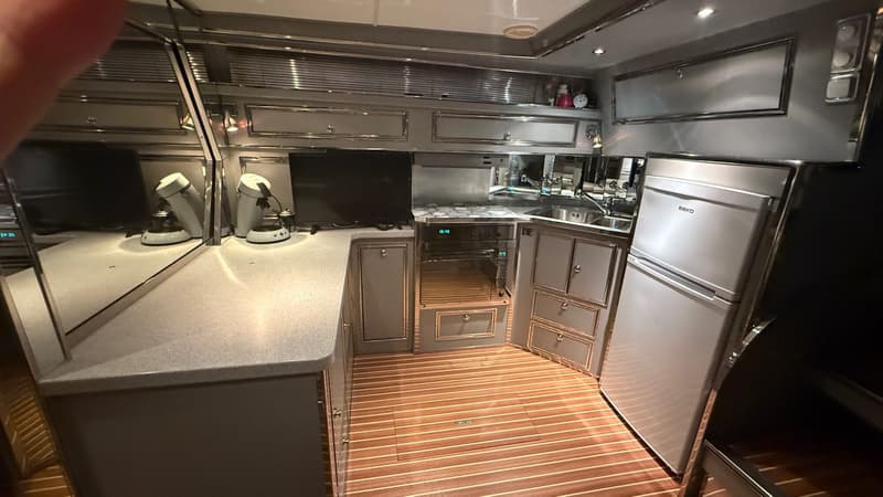 Sea Ray Sea Ray 400 Express Cruiser foto 13