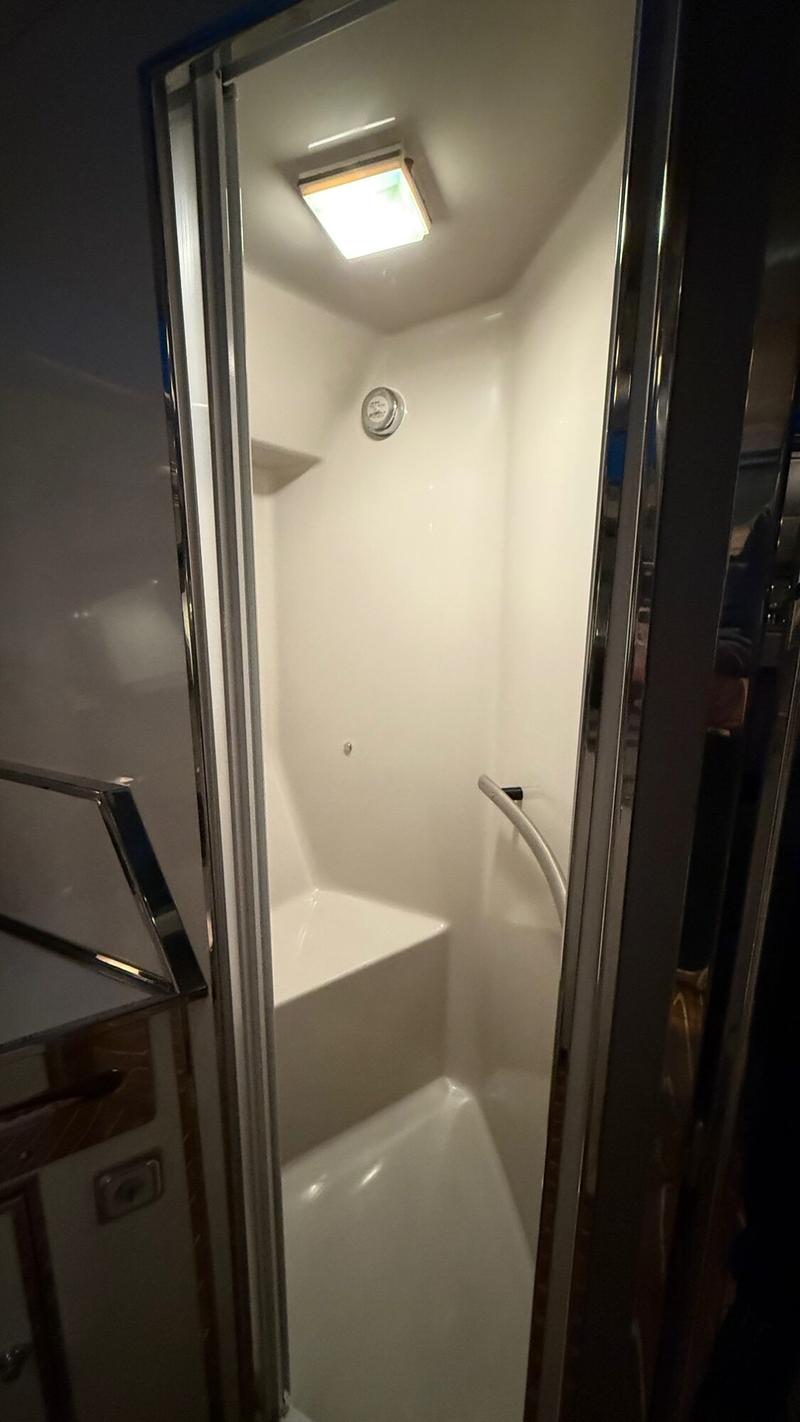 Sea Ray Sea Ray 400 Express Cruiser foto 19