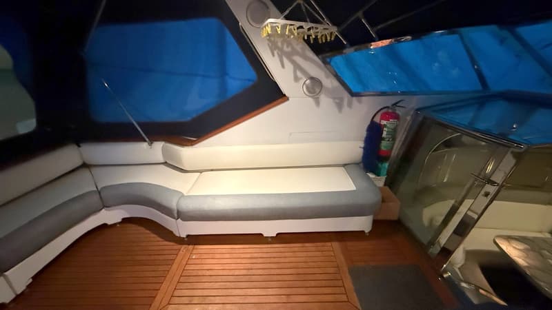 Sea Ray Sea Ray 400 Express Cruiser foto 26