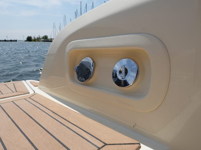 Invictus Invictus 270 CX foto 11