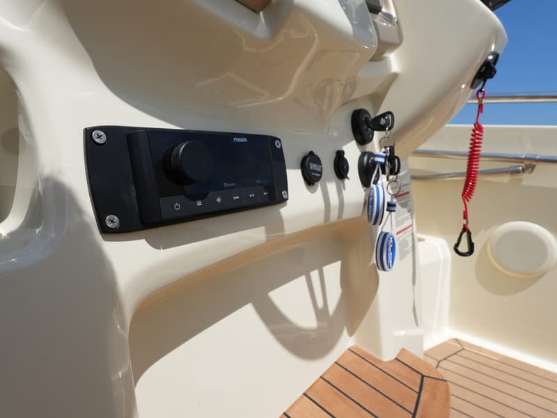 Invictus Invictus 270 CX foto 24