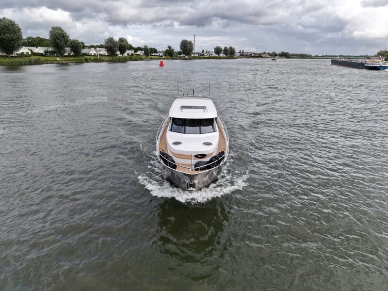 Van den Hoven Van den Hoven Executive 15.00 MK II foto 8