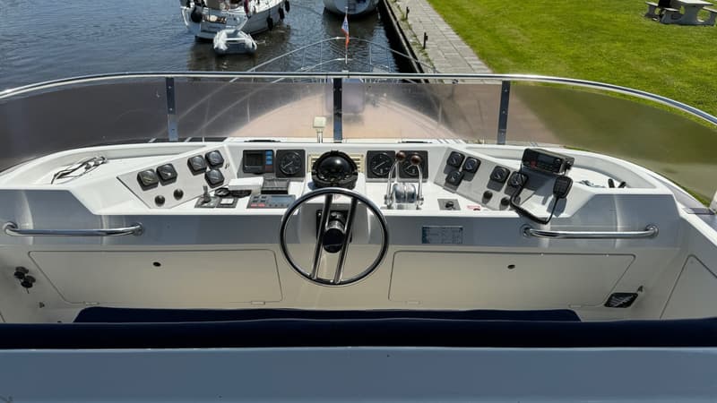Whitewater Whitewater Wolfe 46 Flybridge foto 26
