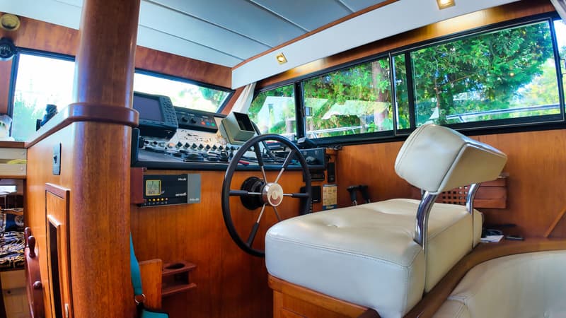 Neptunus Neptunus 138 / 46 Flybridge Sedan foto 6