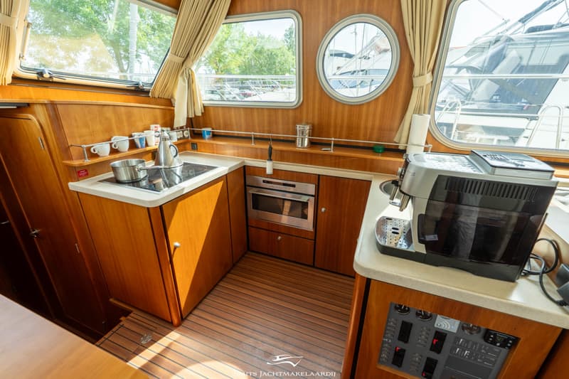 Linssen Linssen Grand Sturdy 43.9 AC foto 12