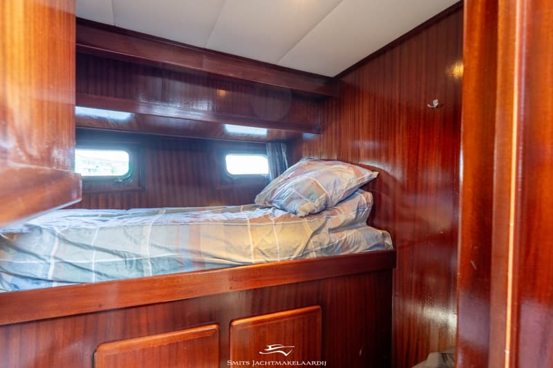 Van der Valk Valk Vitesse 54 Stabilizers foto 34