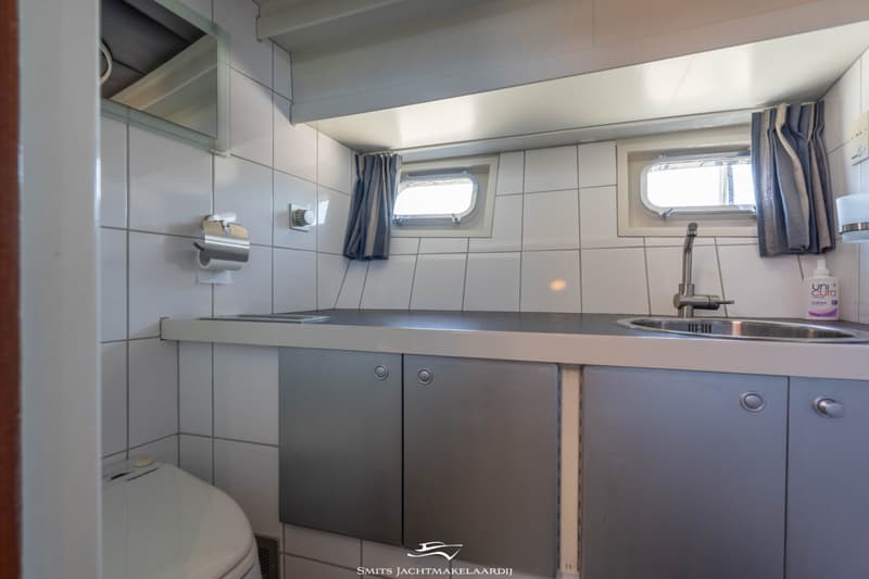 Van der Valk Valk Vitesse 54 Stabilizers foto 38