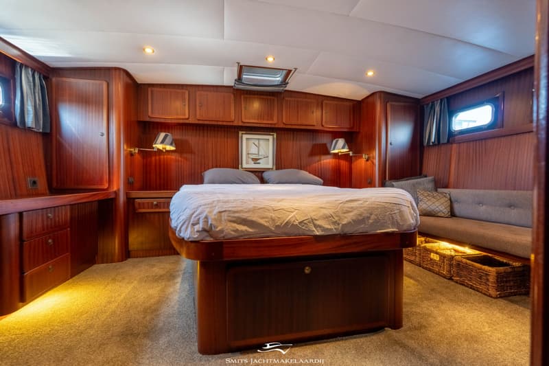 Van der Valk Valk Vitesse 54 Stabilizers foto 45