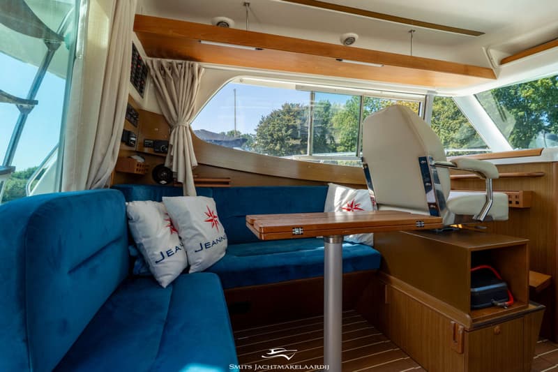 Jeanneau Jeanneau Merry Fisher 9.25 Flybridge foto 3