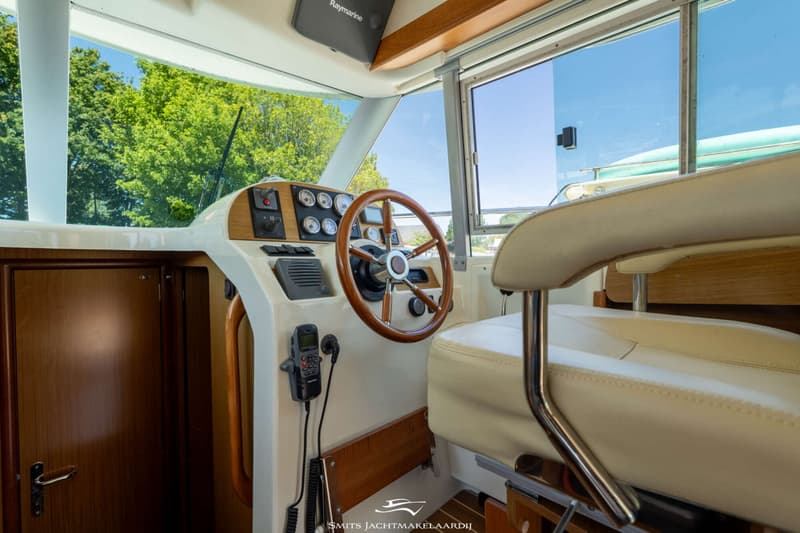 Jeanneau Jeanneau Merry Fisher 9.25 Flybridge foto 9