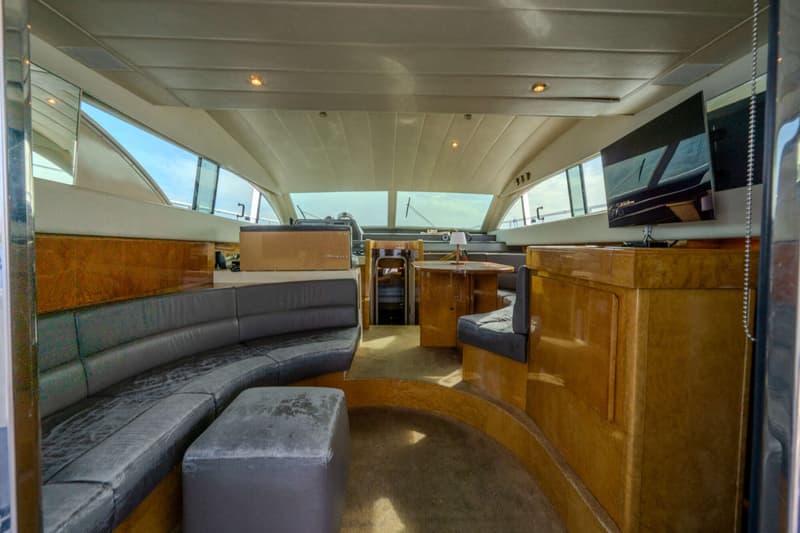 Mochi Craft Mochi Craft 43 Flybridge foto 12