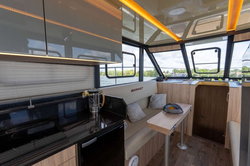 Cobra Yachts Cobra Yachts Futura 40 Grand Horizon foto 9