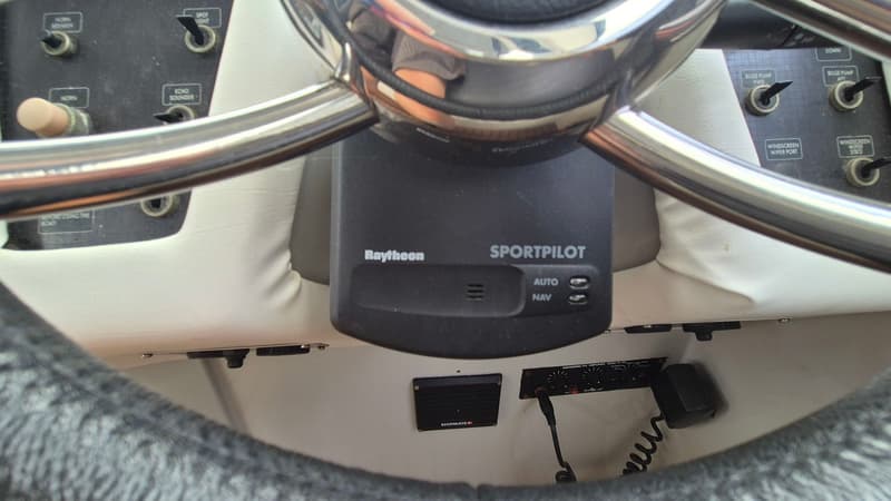 Sunseeker 38 Martinique foto 28