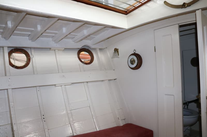 Bakdekkruiser 10.50 foto 25