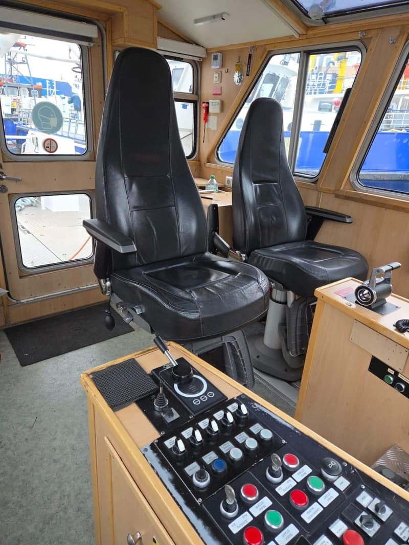 Ex Loodsboot 16.00 foto 15