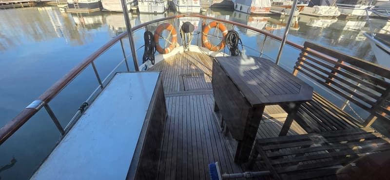 Classic Motor Yacht 14.85 foto 4