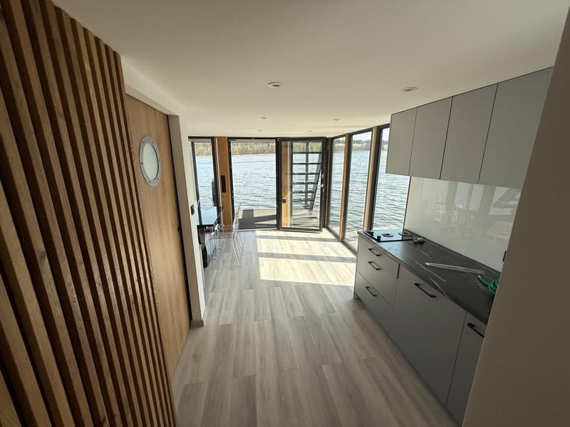 Shogun Mobile Houseboat foto 5