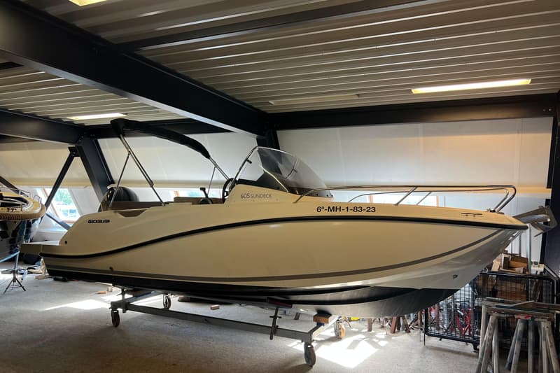 Quicksilver Activ 605 Sundeck foto 2