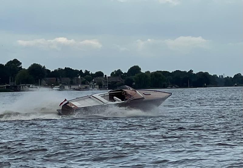 Boesch 850 Runabout Deluxe foto 10