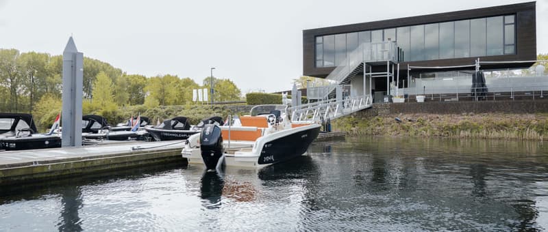 Invictus 240 FX foto 1