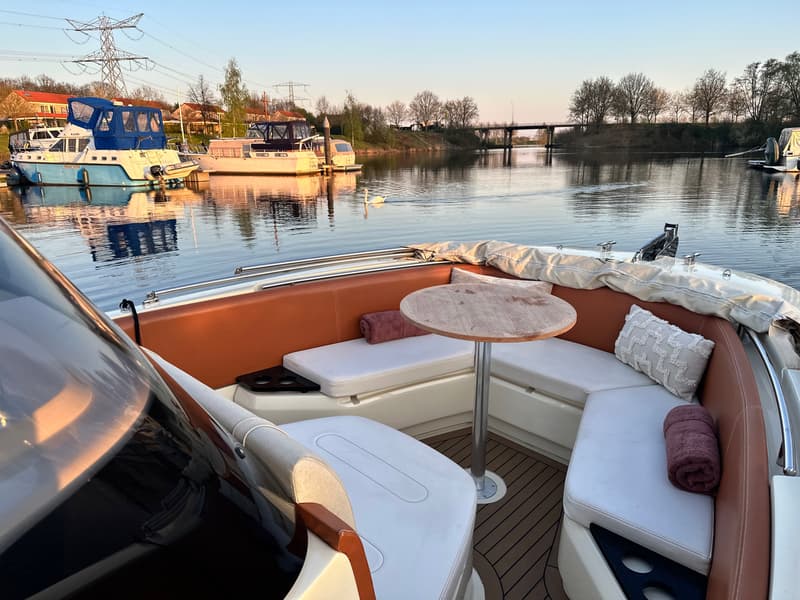 Invictus 240 FX foto 23