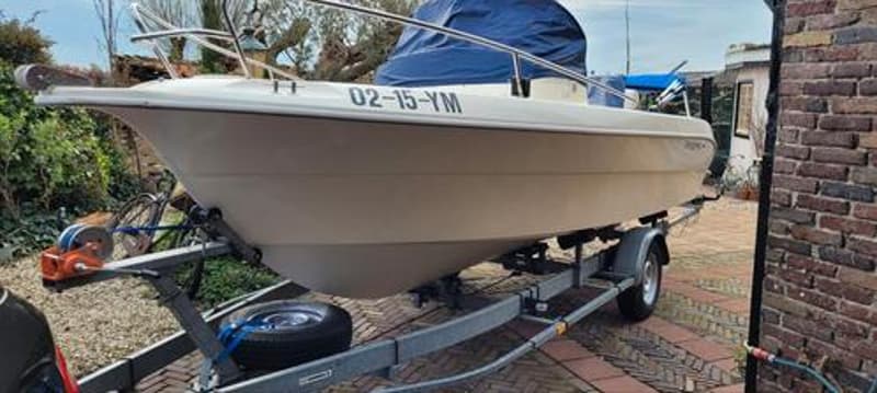 Janmor 580 cabin kruiser (6 pers) 90 pk foto 4