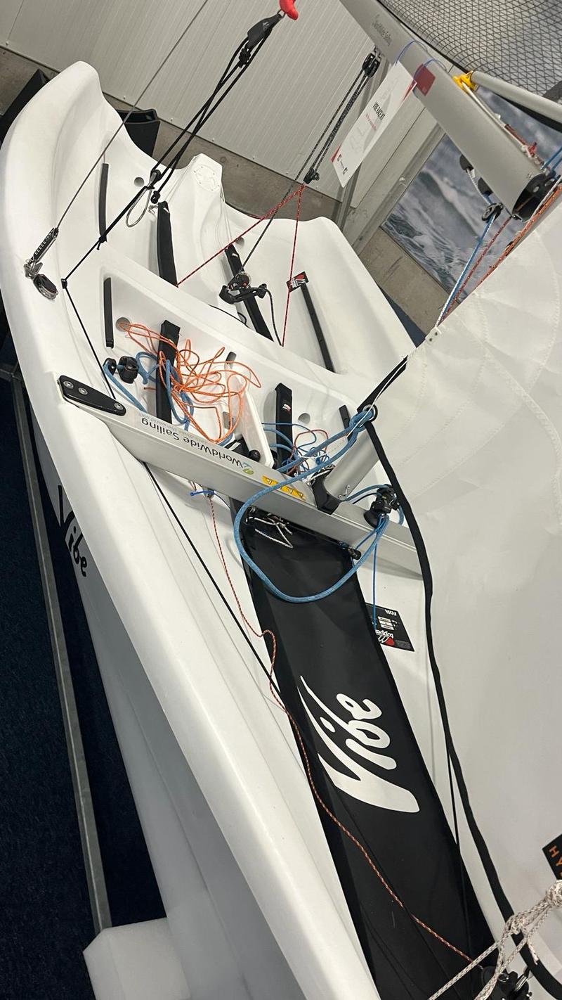 Topper Topaz Vibe race XT – demomodel/showroommodel foto 2