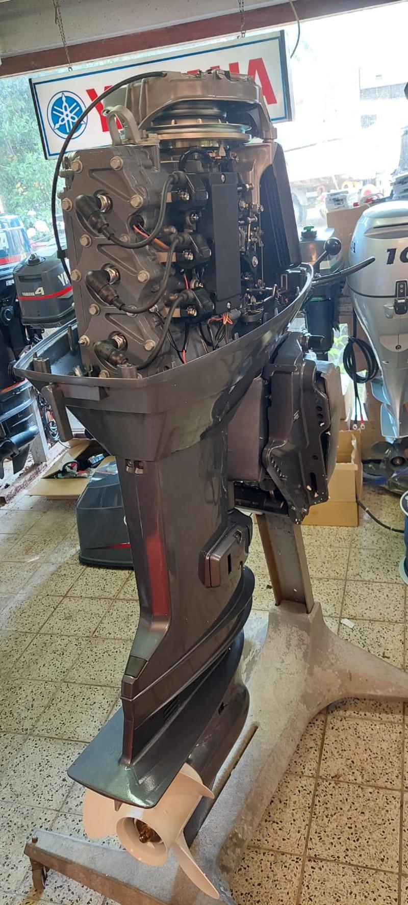 Yamaha 60 foto 5