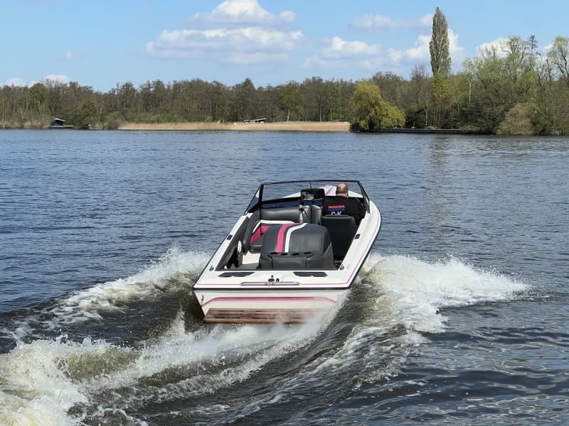 Malibu Euro F3 waterski boot v8 LPG/Benzine foto 6