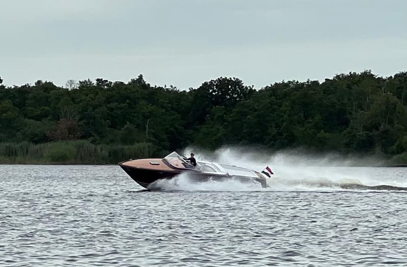 Boesch 850 Runabout Deluxe foto 14