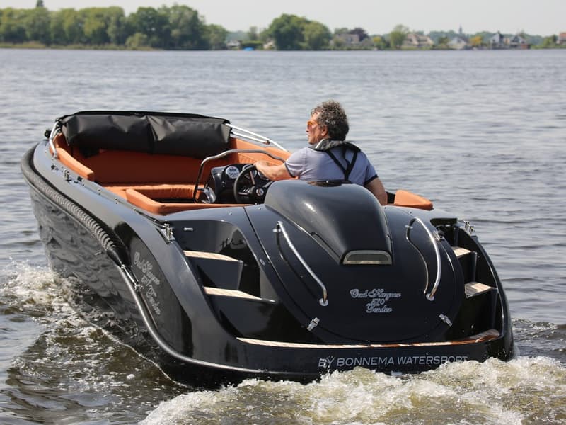 Oud Huijzer 580 Tender foto 3